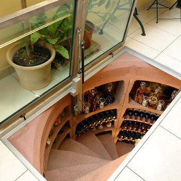 CAVE A VIN VITREE