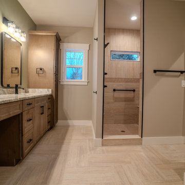 Neutral Master Bath