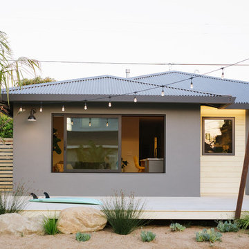 THE SURF SHACK