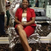 Elizabeth Small's photo