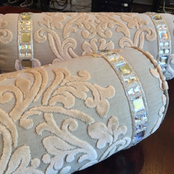 Bedding & Pillows - Bed Pillows