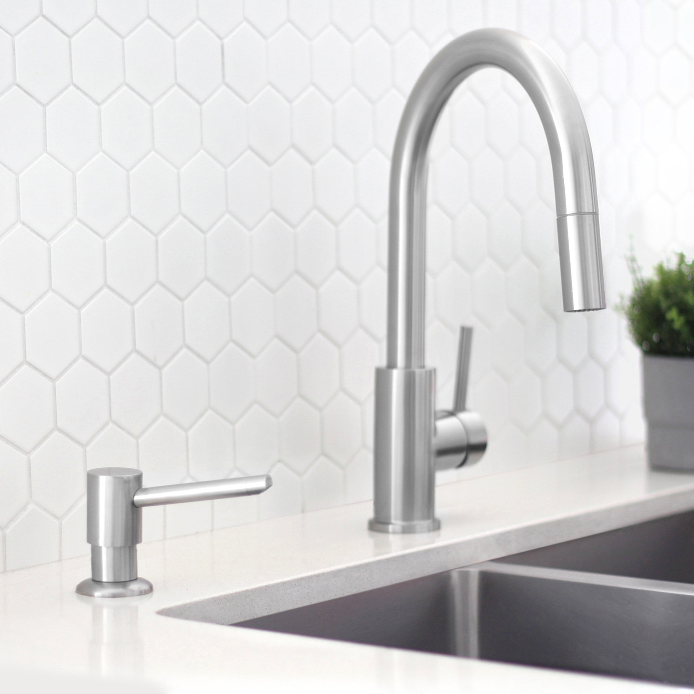 Single Handle Stainless Steel Pull Down Kitchen Faucet With Soap Dispenser