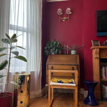 Red eclectic lounge