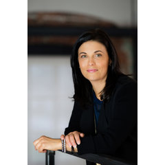 Julie Hallé désigner