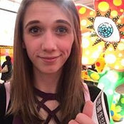 Haley Frits's photo
