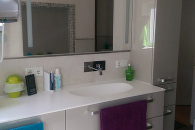 Modernes Badezimmer in Frankfurt am Main