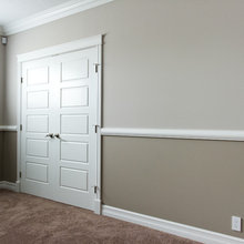 chair rail master bed