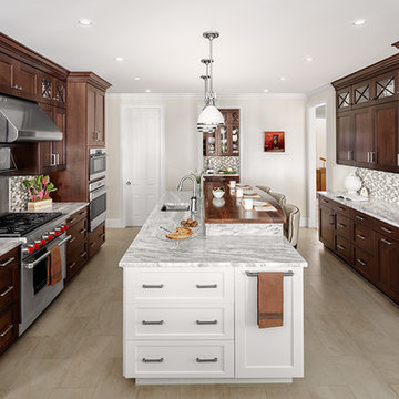 Stylish and Serene Traditional Kitchen by the Coast