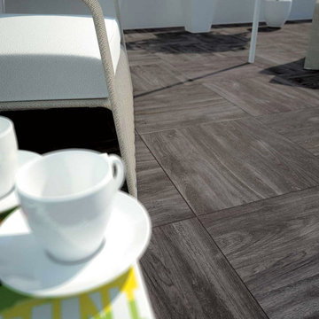 Sundeck porcelain tile