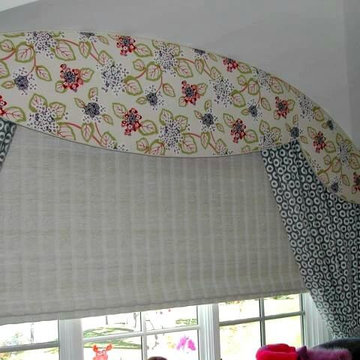 Commerce Residence Kid's Room Valance