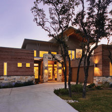 Lake House Front