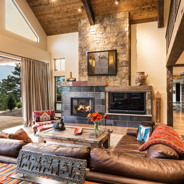 Rustic Mountain Retreat Great Room
