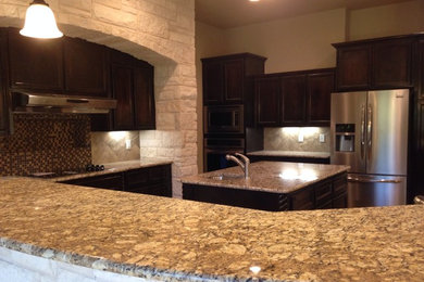 Mountain style kitchen photo in Dallas