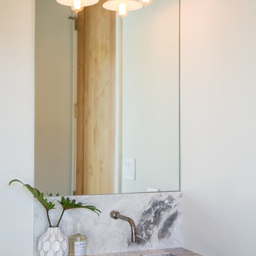Warm Modern Farmhouse