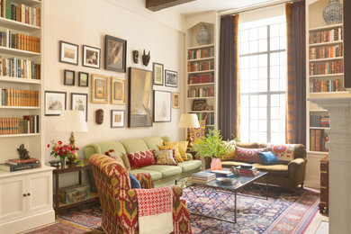 Example of an eclectic living room design in New York