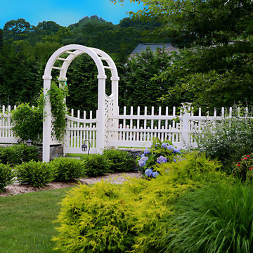 Essex, Connecticut | Cedar Wooden Picket Fence & Arbor