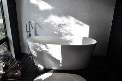 Modern bath tub