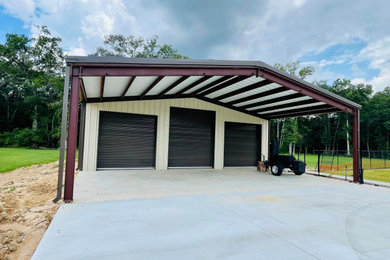 Mountain style garage photo in Other