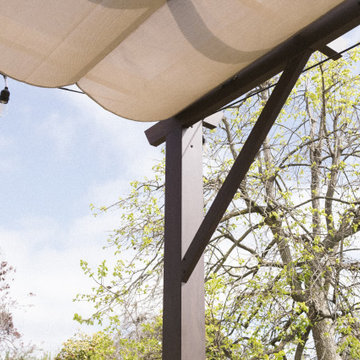Outdoor Space & Pergola Lounge