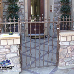 Courtyard Entry Gate - Home Fencing And Gates