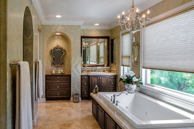 Elegant bathroom photo in Los Angeles