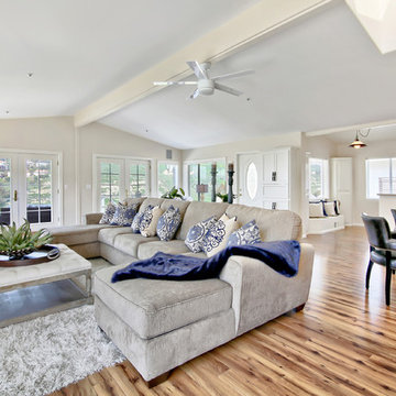 Staging: Beach Chic