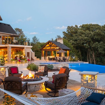 Luxury Amenities – Unbelievably Fun Outdoor Living