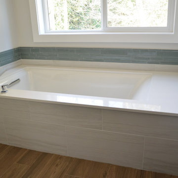 Duvall Contemporary Master Bath