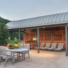 Outdoor living & pools