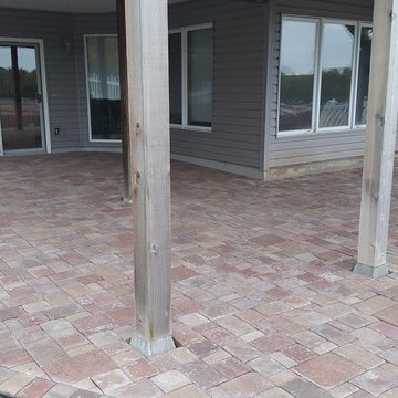 Willow Creek Cobblestone Paver Patio