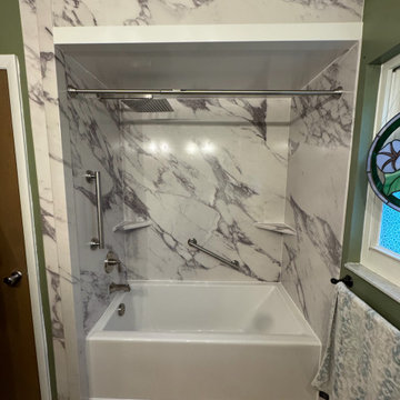 Modern Bathtub Replacement | Gainesville, FL