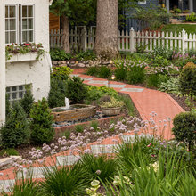 Coastal Cottage Landscaping