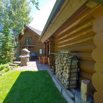 Hayden Lake Log Home