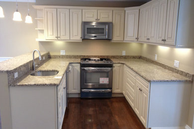Kitchen - kitchen idea in Boston