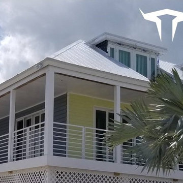 Epulum Horizontal Railing in White | Big Pine Key Florida
