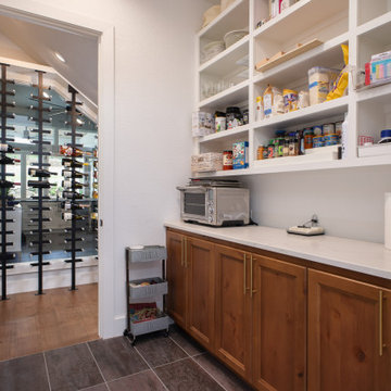 Modern: 4,950 ft², 4 BR/4 BA/2 ST home