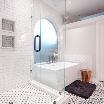 English Chestnut | Master Bathroom