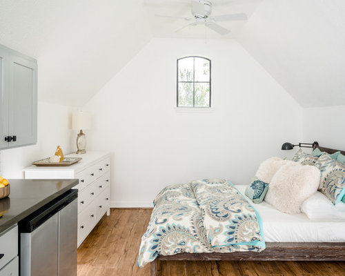Best 30 Small Dormers Bedroom Ideas & Designs | Houzz
