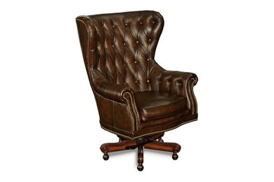 Кожаные кресла для кабинетов от Hooker Furniture.