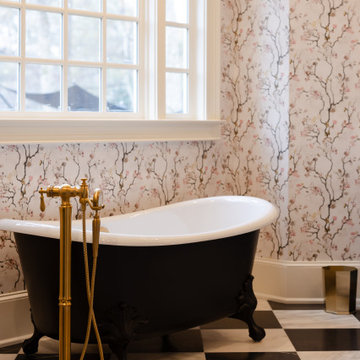 Traditional Master Suite in The Battery