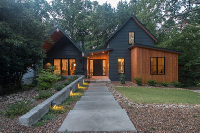 Exterior home idea in Other
