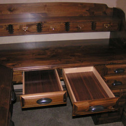 Fly Tying Desk - Desks And Hutches