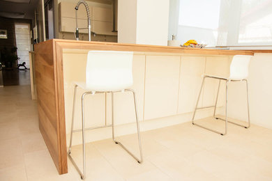 Kitchen - modern kitchen idea in Other