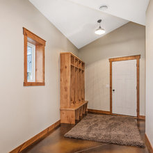 Mud room/ Laundry