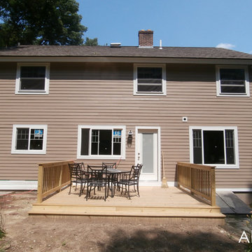North Andover, MA - James Hardie HardiePlank Khaki Brown