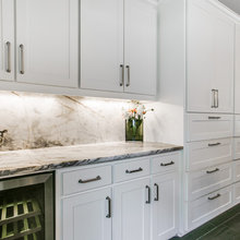 Kitchen Cabinets and Backsplash
