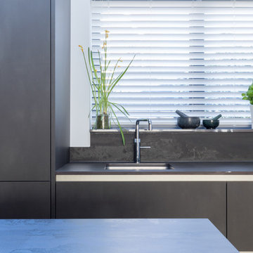 Urban living | Metal and Stone