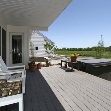 Contemporary Acreage