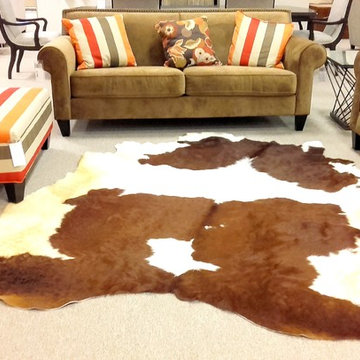 Maroon-white Premium Cowhide Rug / 6'7" x 7'3" / Handmade / Imported from Europe