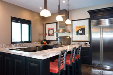 Kitchen - contemporary kitchen idea in Atlanta